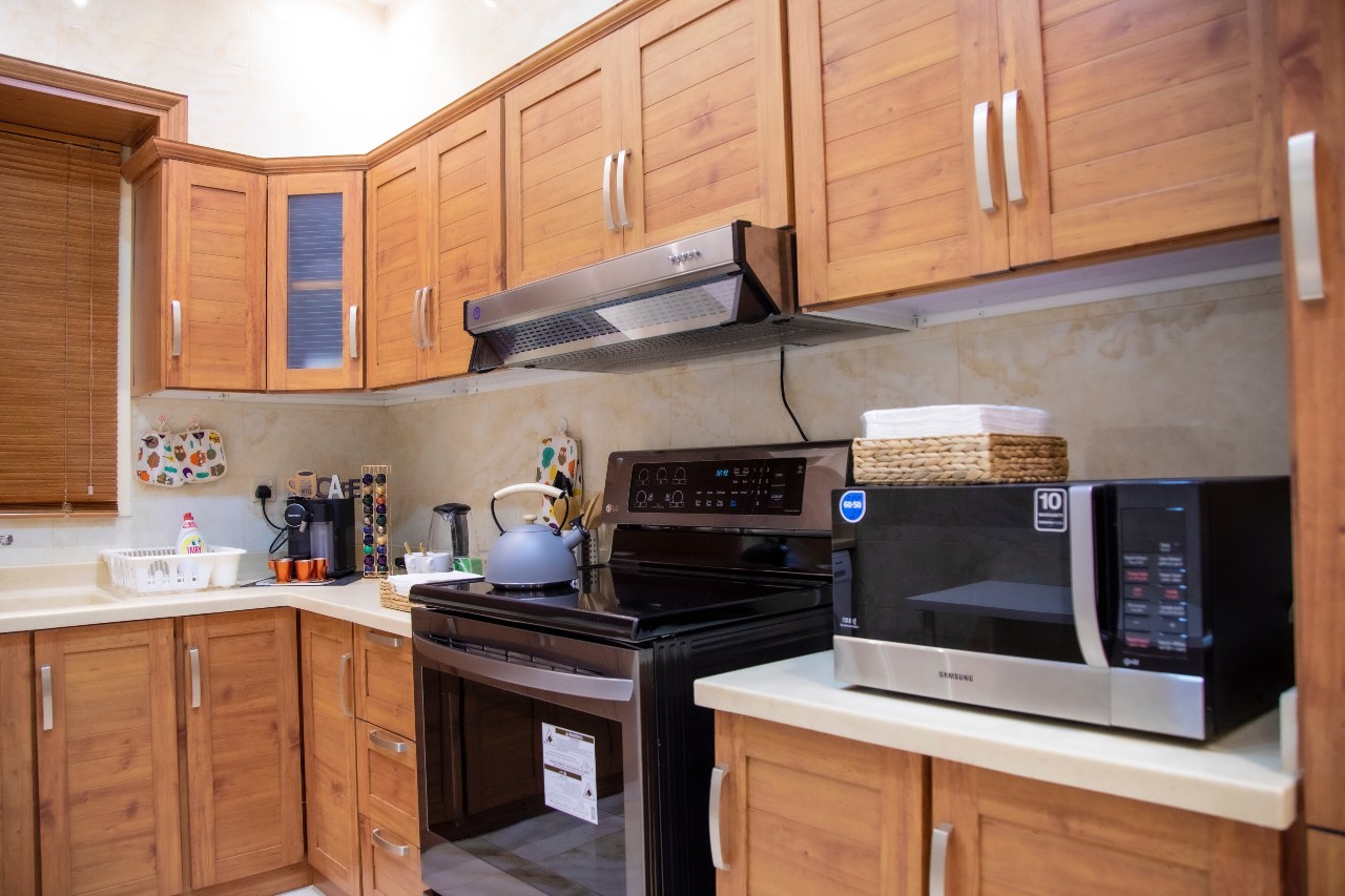 Have An Overheating Microwave? Here are 6 Easy Tips on How You Can Fix It Overheating Microwave Overheating Microwave