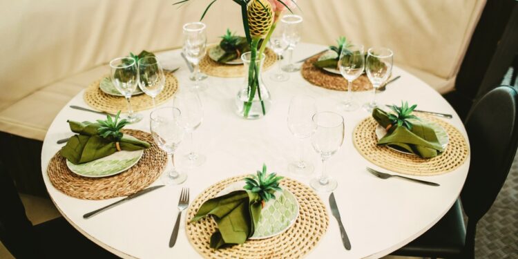 6 Secret To Setting The Perfect Fall Table