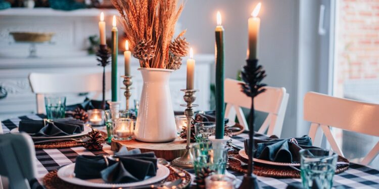 5 Tips For Setting A Stunning Holiday Table For Guest